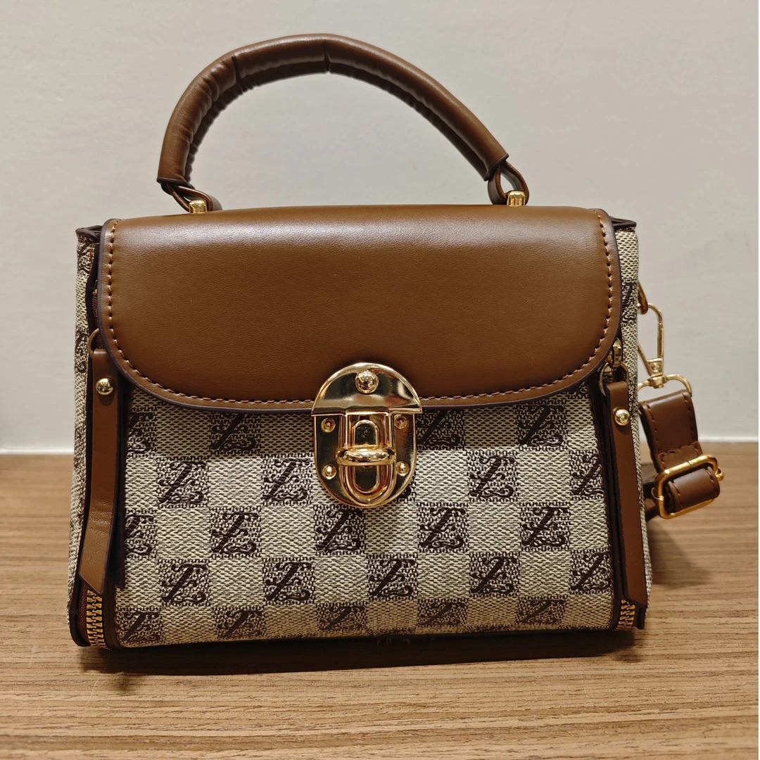 2025年经典时尚百搭手提包12232