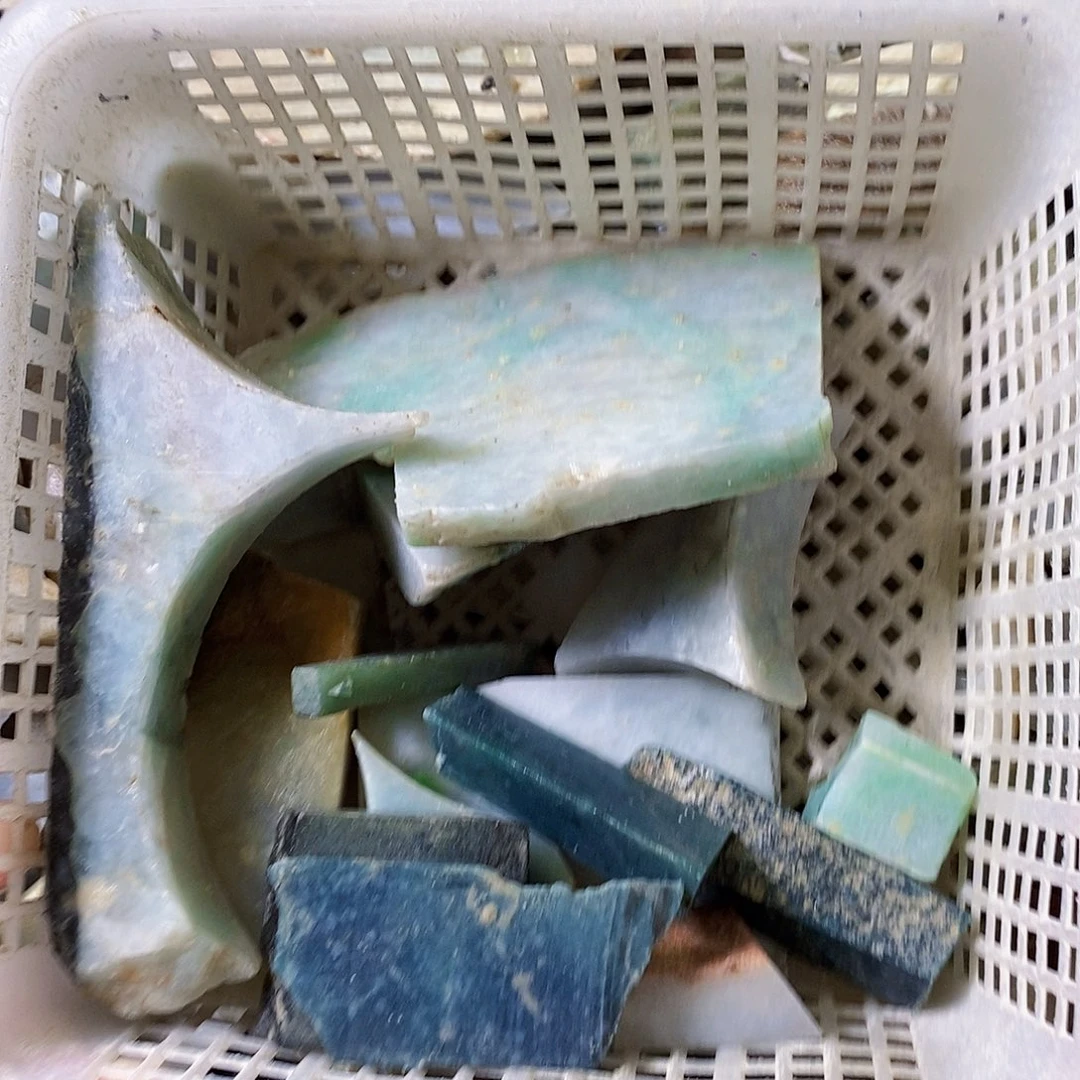 翡翠未镶嵌颈饰小****天然翡翠