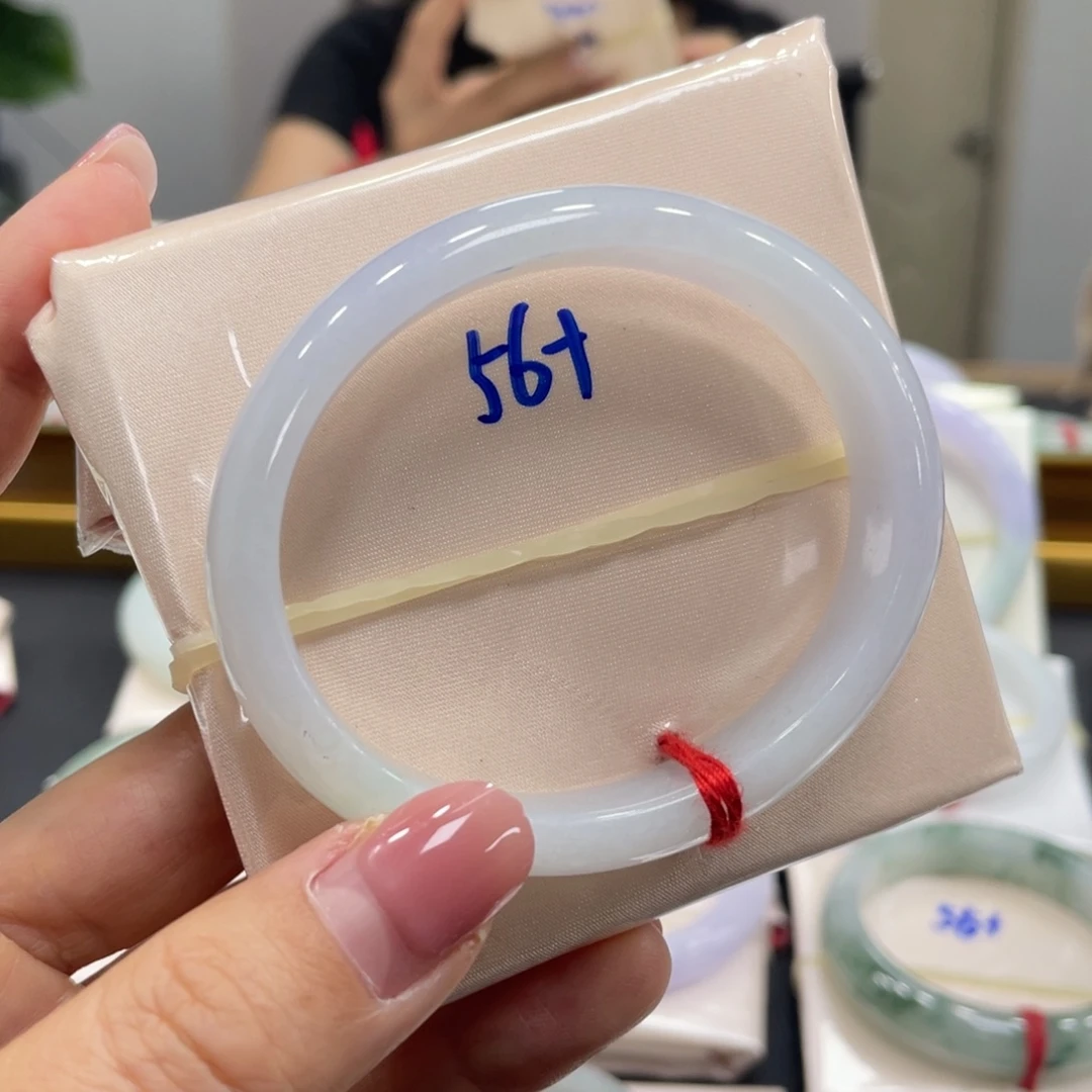 翡翠未镶嵌手镯翡翠