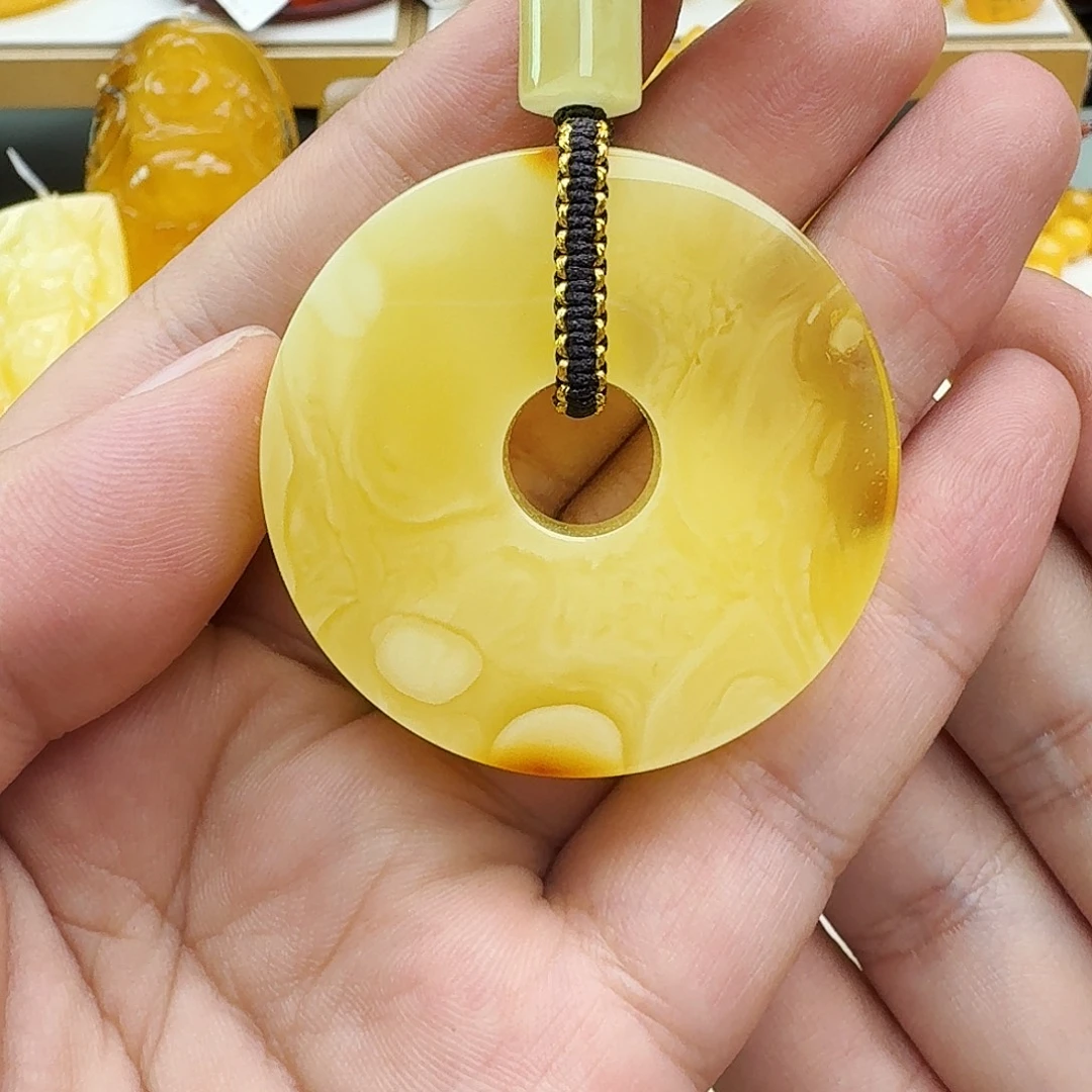 琥珀颈饰未镶嵌假一赔十，90