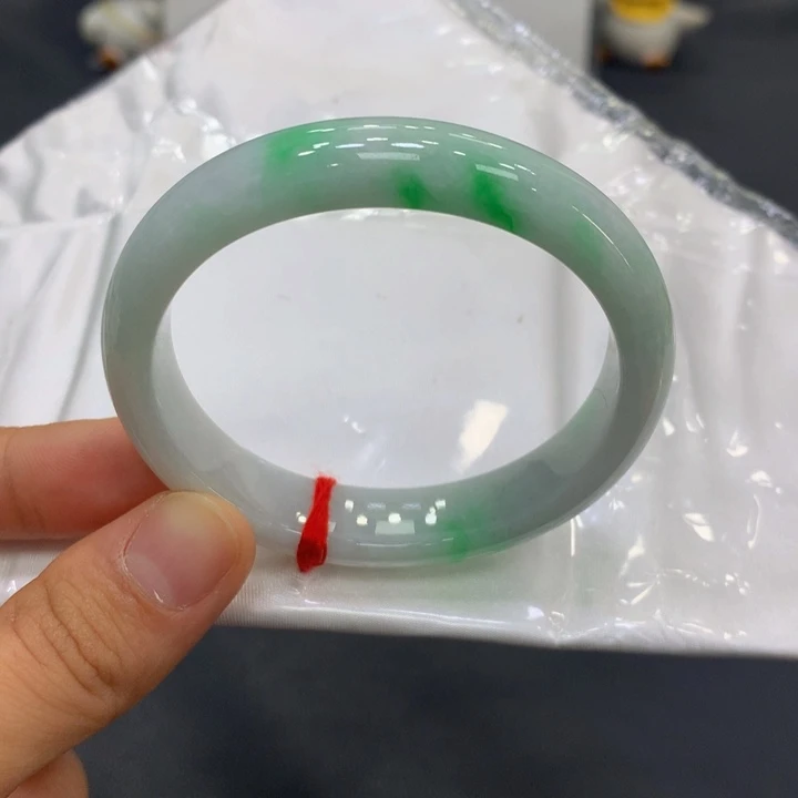 翡翠未镶嵌手镯翡翠26