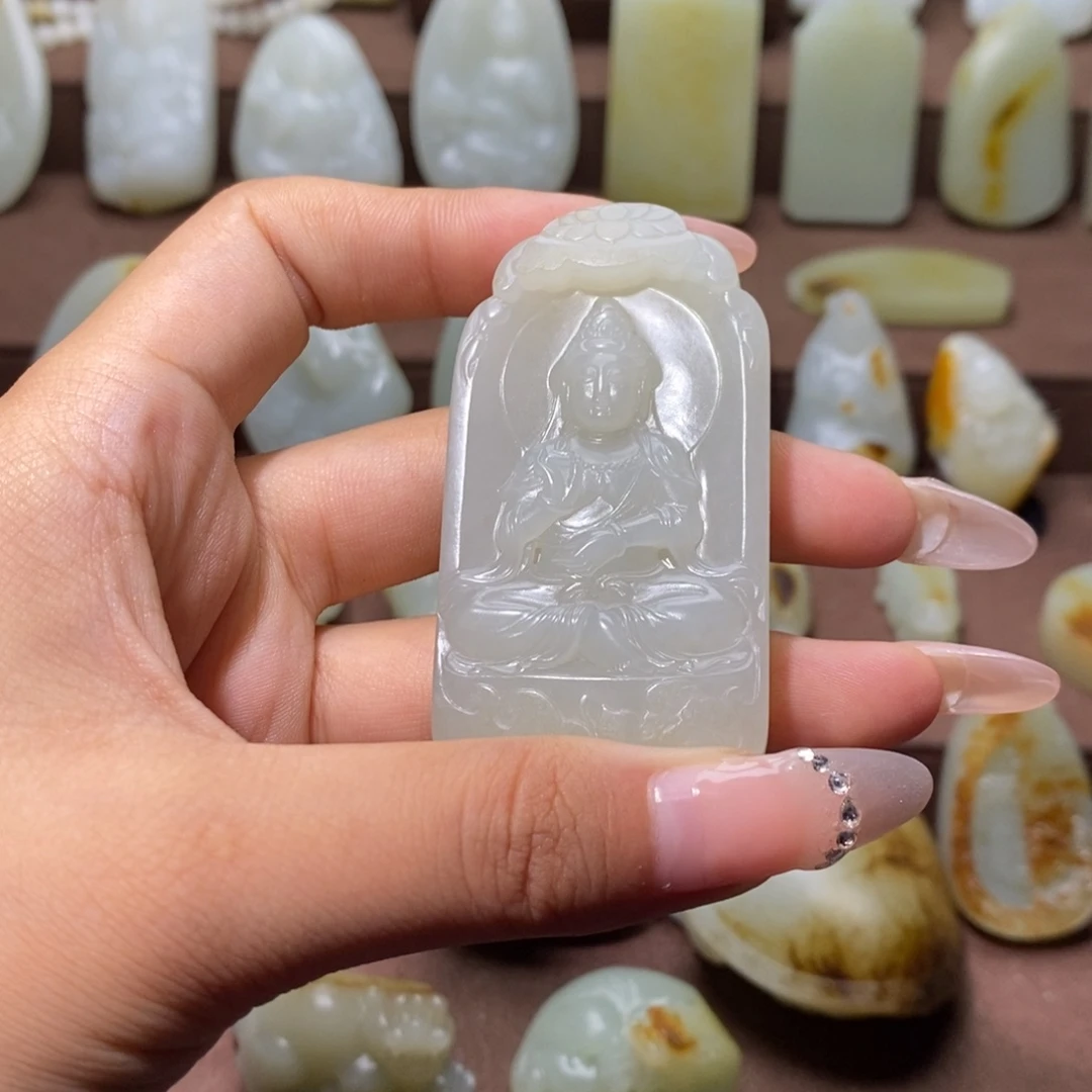 霸***哥和田玉未镶嵌颈饰