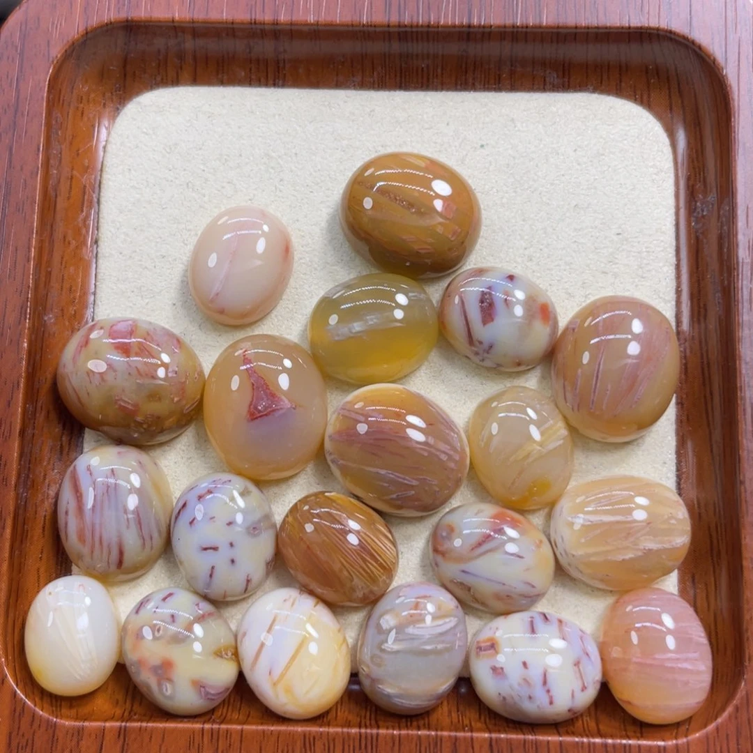 硅化玉未镶嵌颈饰发丝戒面30米1个