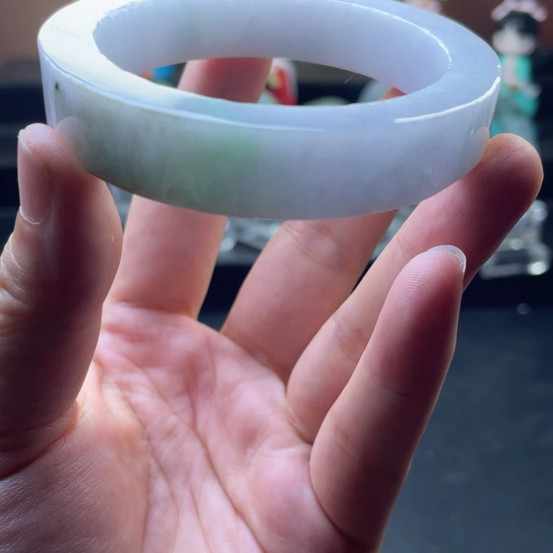 不***好未镶嵌缅A翡翠定制翡翠
