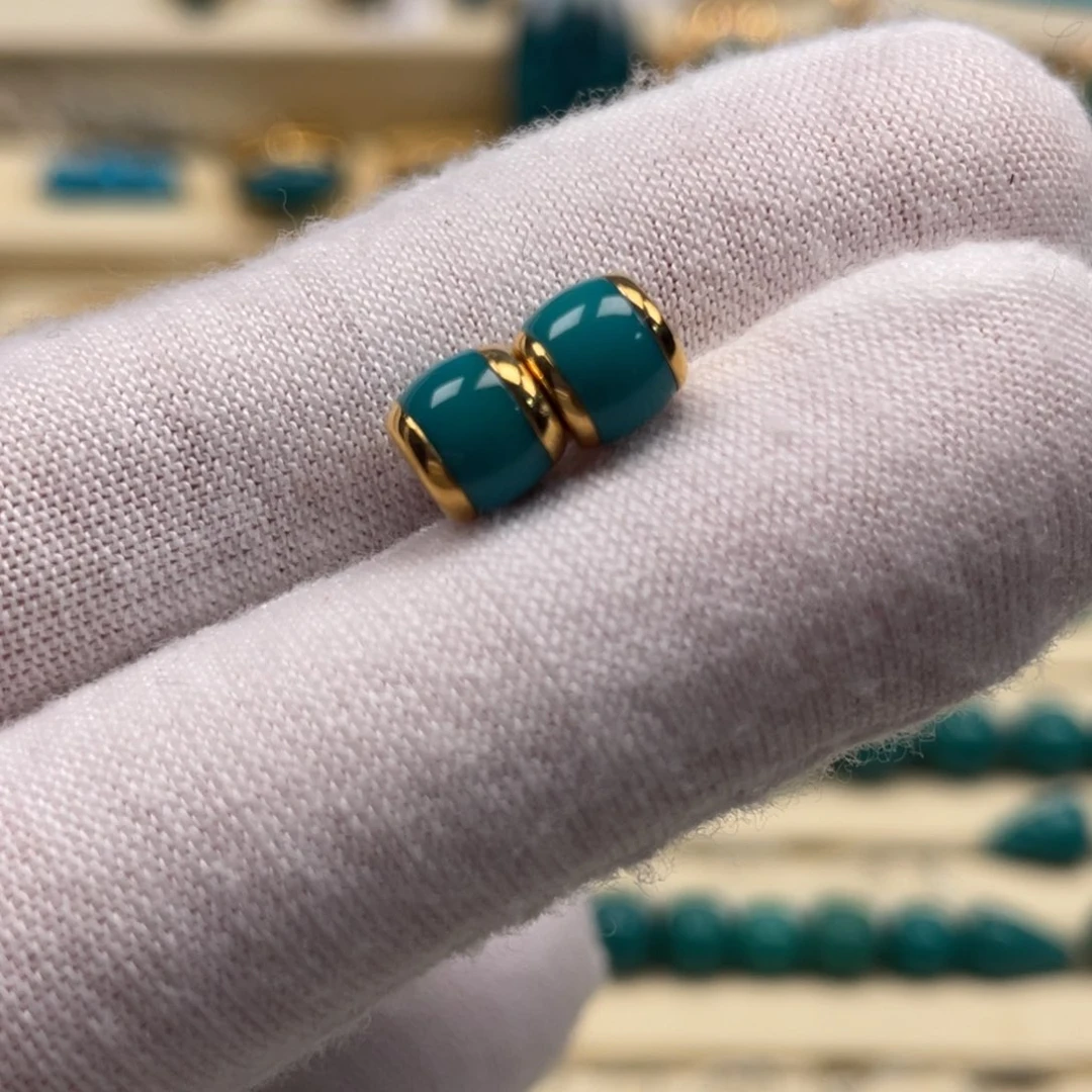 18K金镶嵌绿松石珠宝奇石