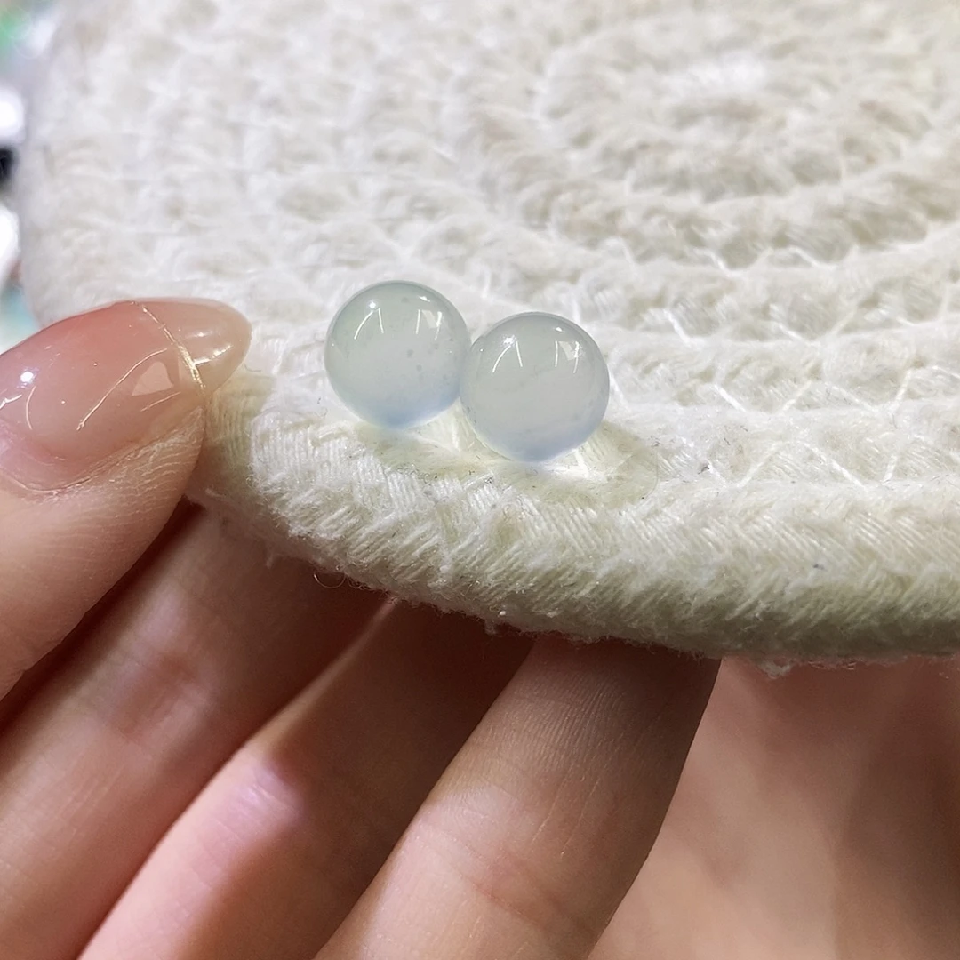 翡翠未镶嵌挂件卡8加