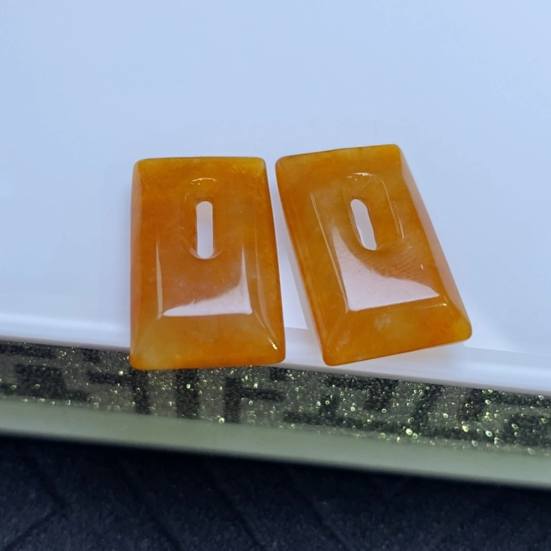 翡翠未镶嵌耳饰红翡方糖