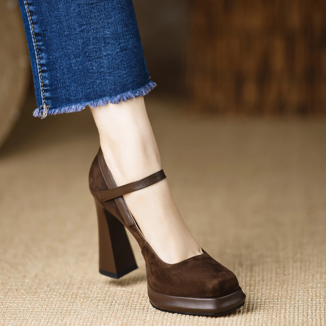 小个子女鞋9.5cm~新款耐磨粗跟真皮羊皮磨砂单鞋防水台增高咖啡色