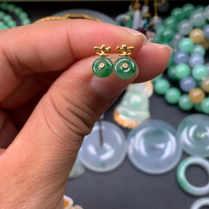 翡翠18K金镶嵌耳饰