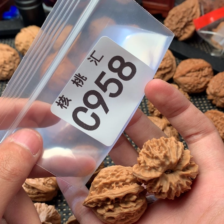 吊坠文玩核桃龙门涧