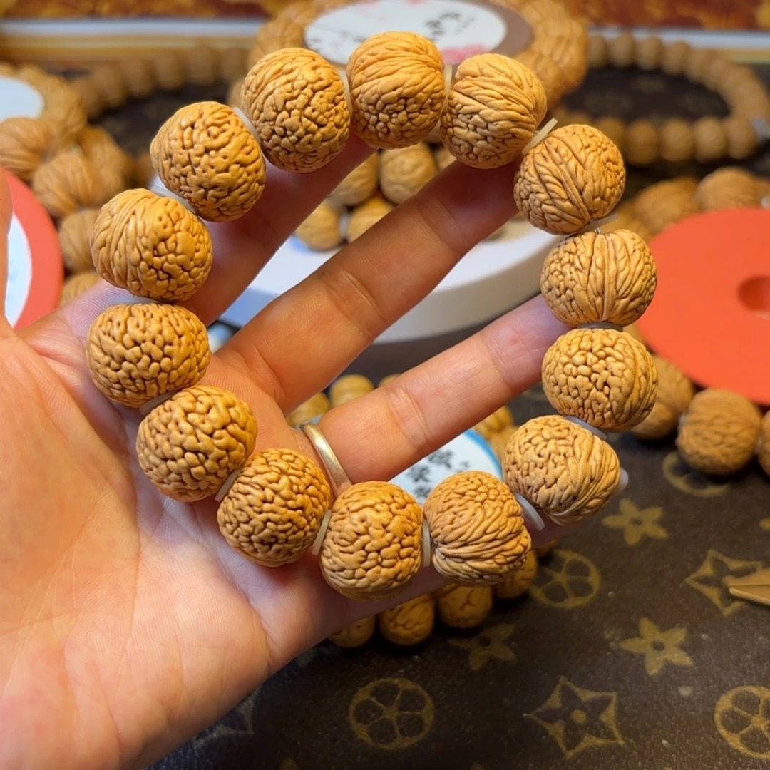 桃核手串龙鳞王桃核