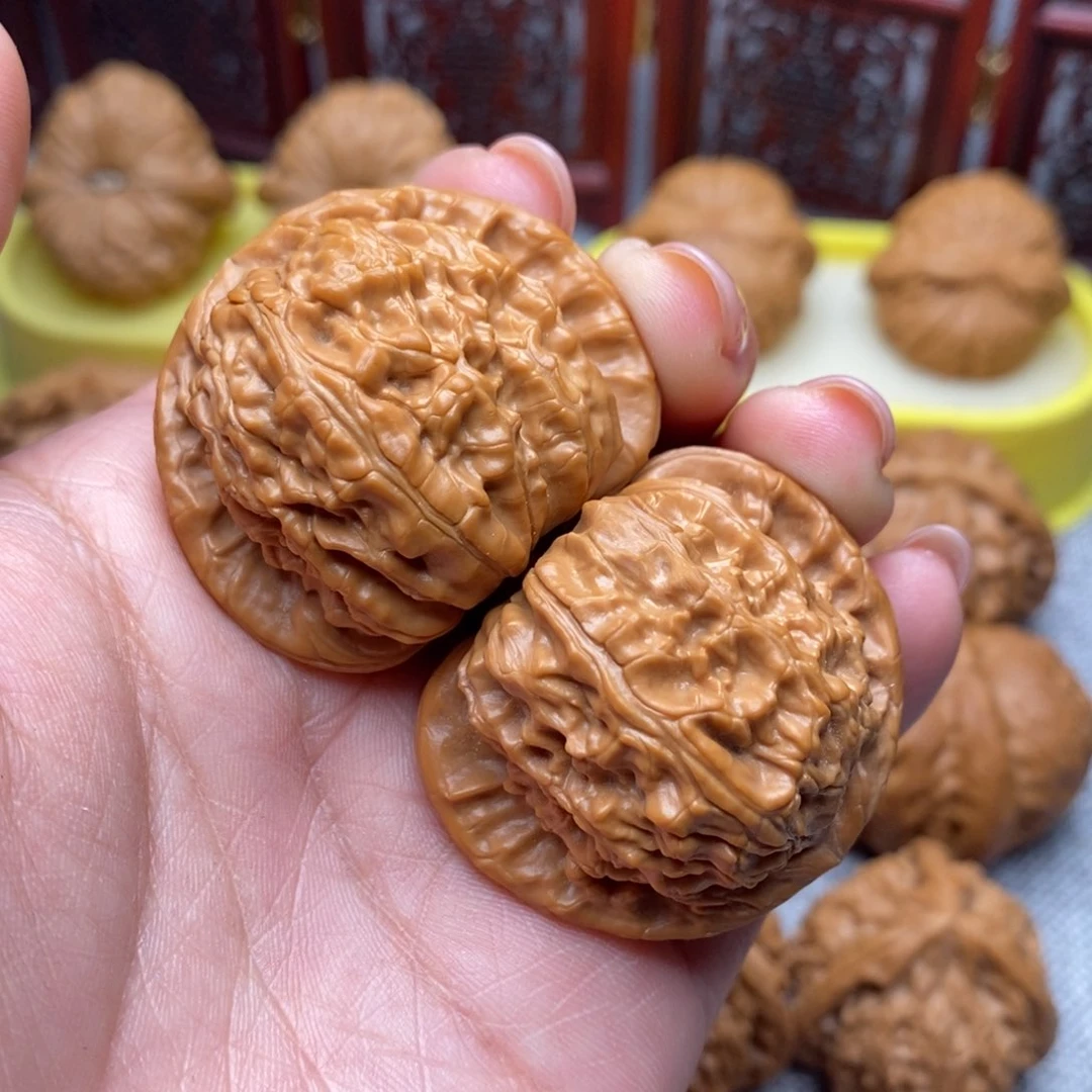 文玩核桃把件三角白41