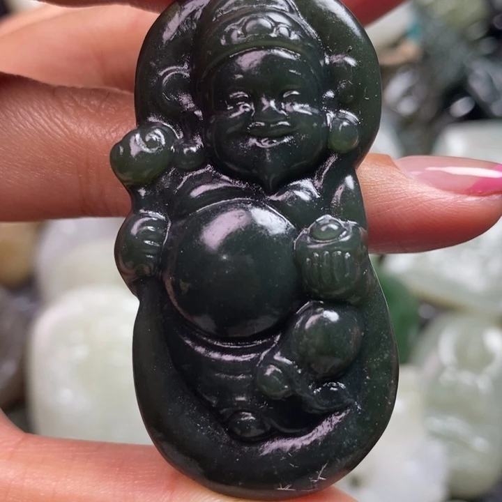 和田玉未镶嵌颈饰