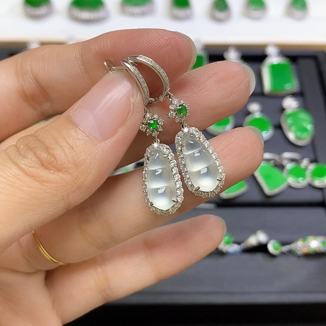 翡翠18K金镶嵌耳饰耳包