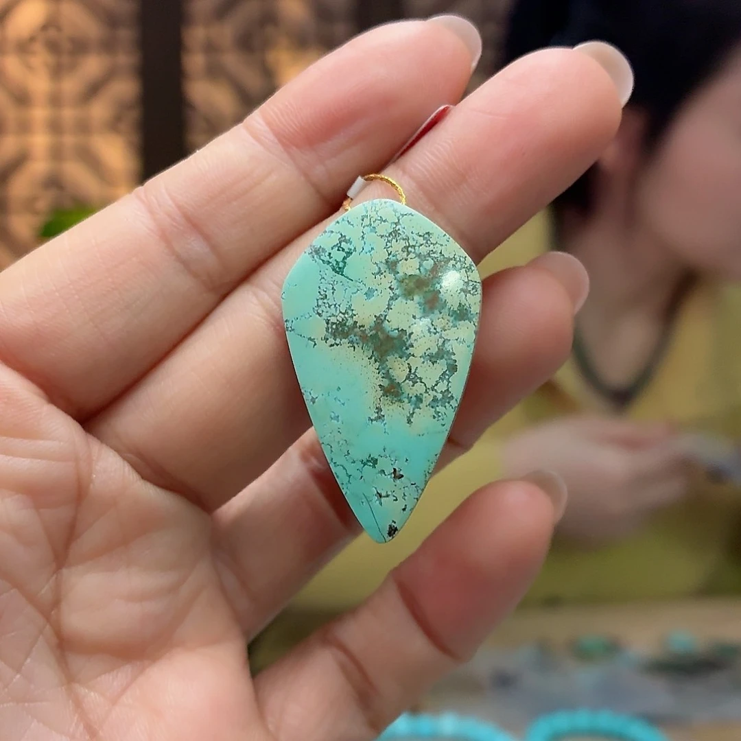 未镶嵌绿松石珠宝奇石