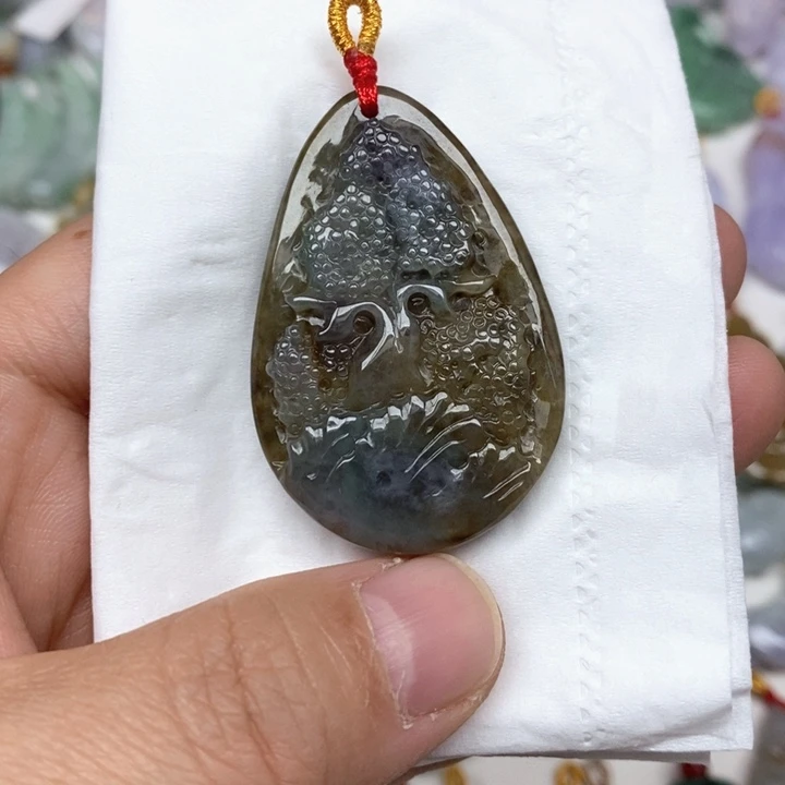 翡翠未镶嵌颈饰天然缅甸翡翠