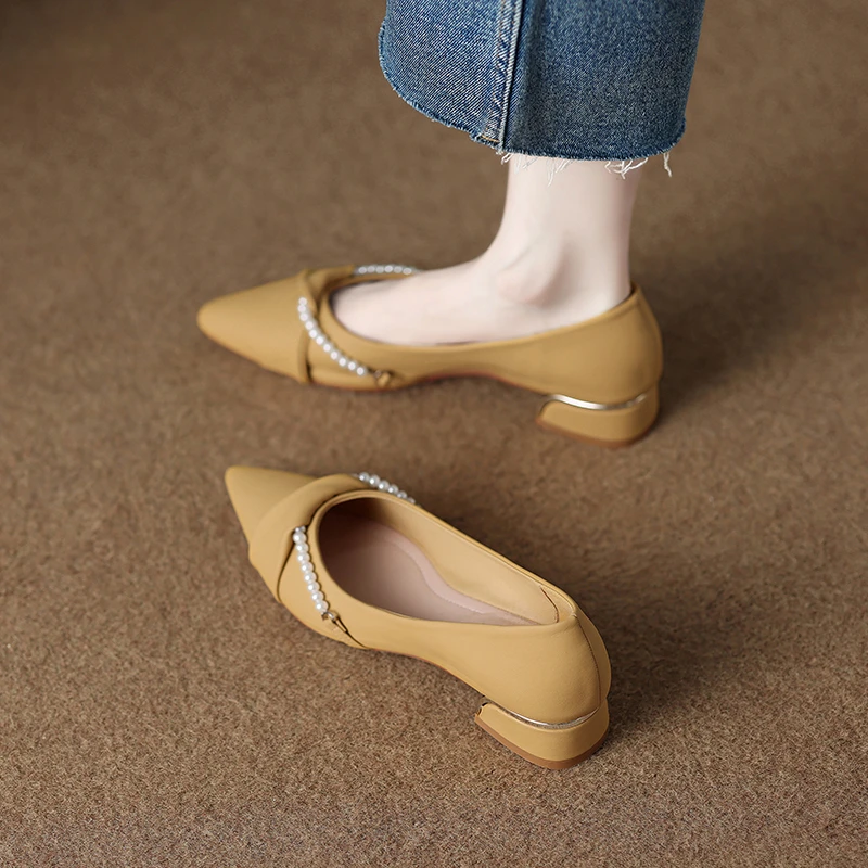 2025秋夏绝美低跟羊皮浅口尖头单鞋女气质配裙法式3公分小跟瓢鞋