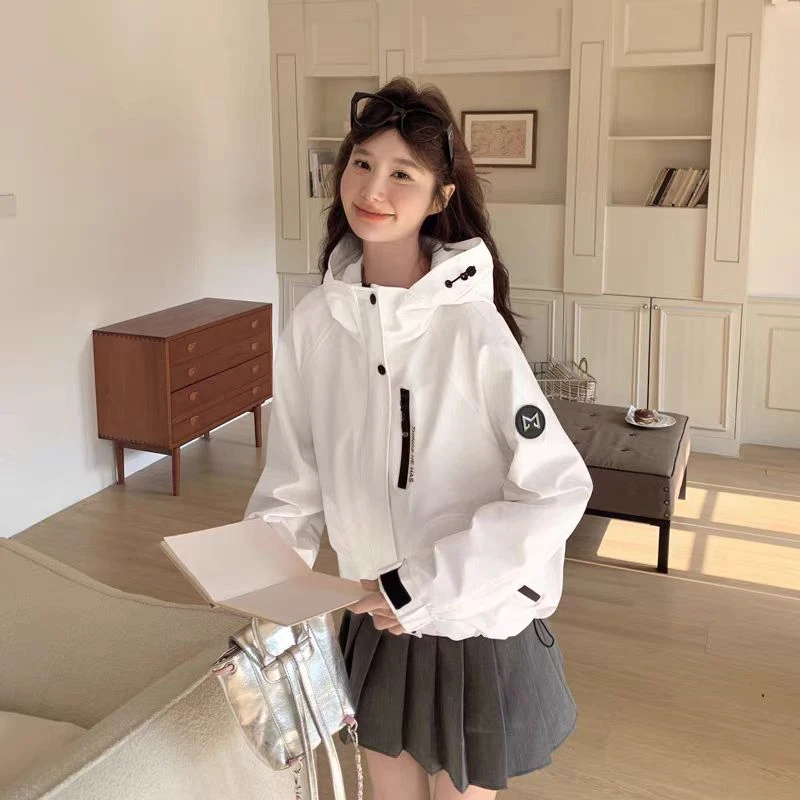 【卡蔻】013带帽三防休闲百搭时尚外套（衣长60左右）