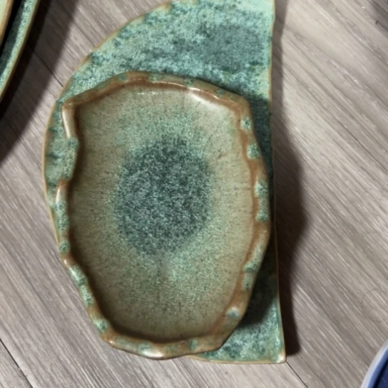 碟本店消费满二十包包邮的