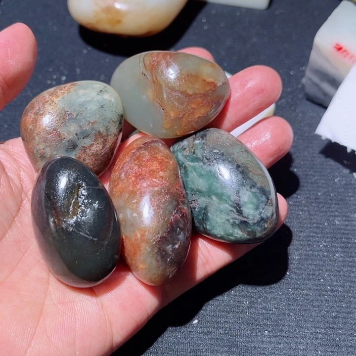 和田玉未镶嵌珠宝奇石【****】