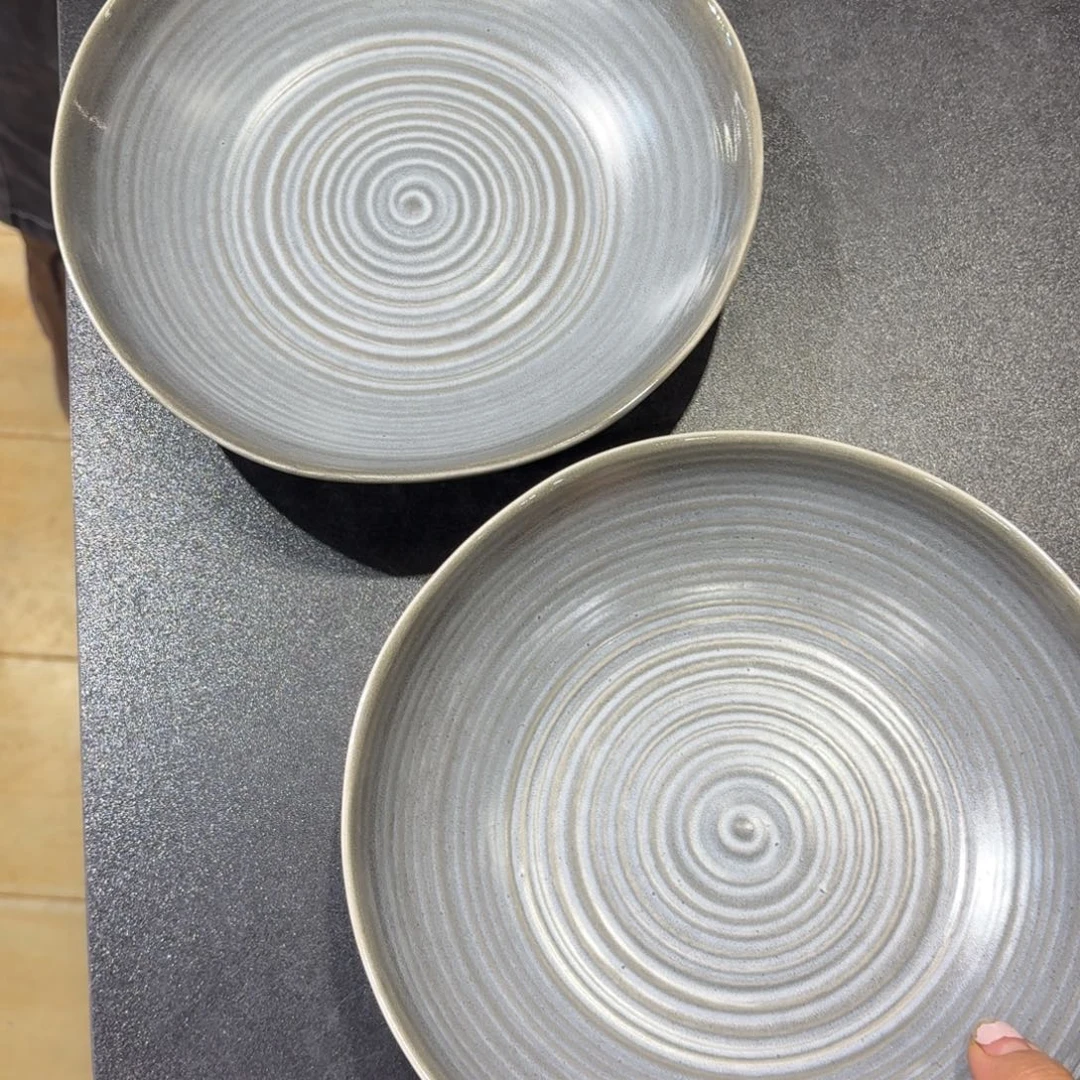 瓷2个9寸微瑕不影响使用