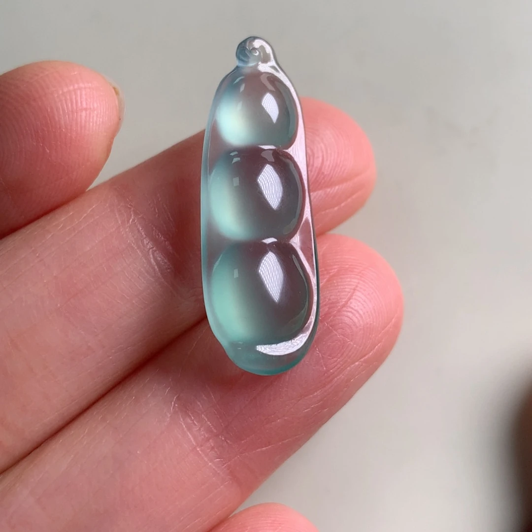 颈饰未镶嵌翡翠豆子