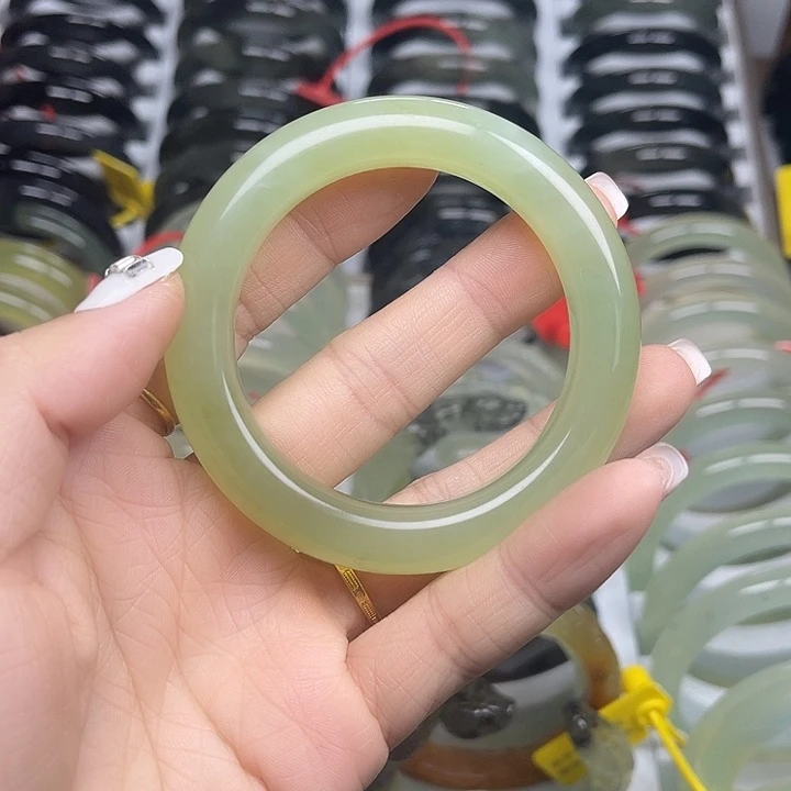 ༄***虞蛇纹石玉未镶嵌手镯