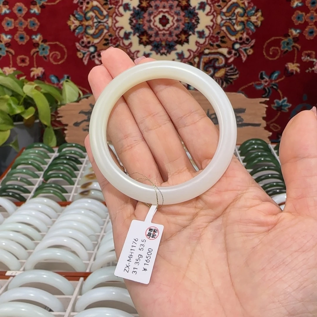 和田玉（糖玉）未镶嵌手镯新疆和田玉且末糖手镯