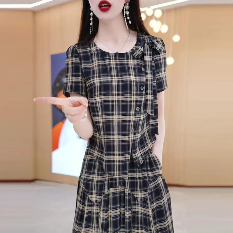 夏季洋气显瘦时尚休闲套装复古减龄格纹拼色上衣收腰半身裙两件套