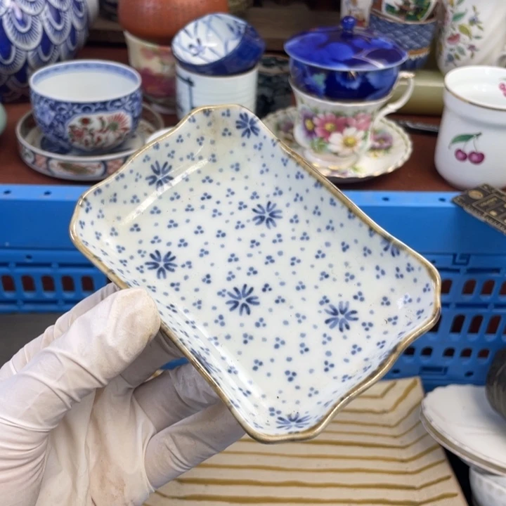 他家瓷器真美…开播了