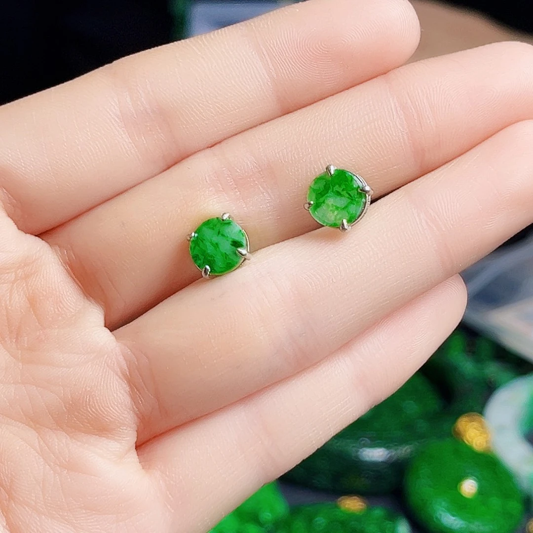 颈饰银S925镶嵌翡翠多样性