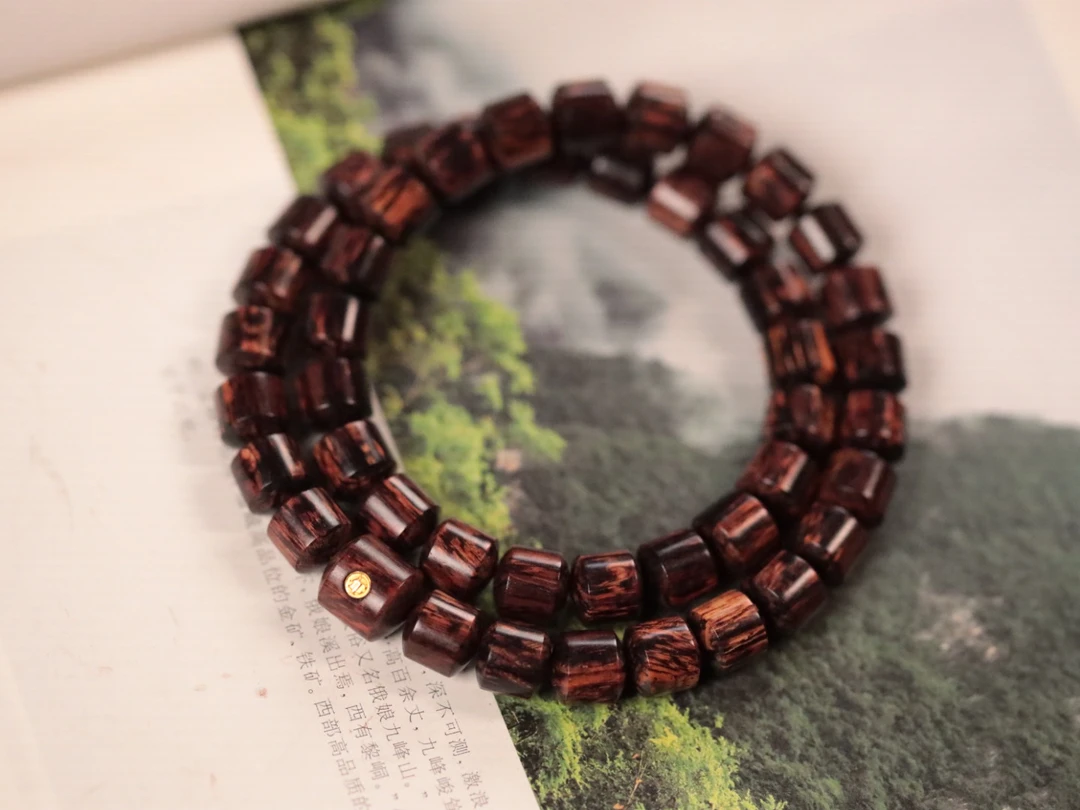 降真香 红降1.0cm桶珠【锁骨链】