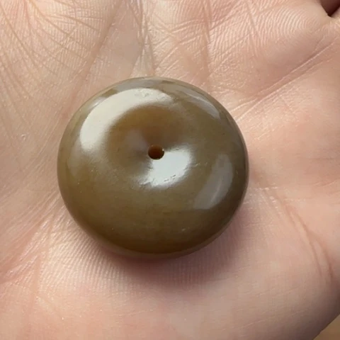 和田玉（糖玉）颈饰未镶嵌定制