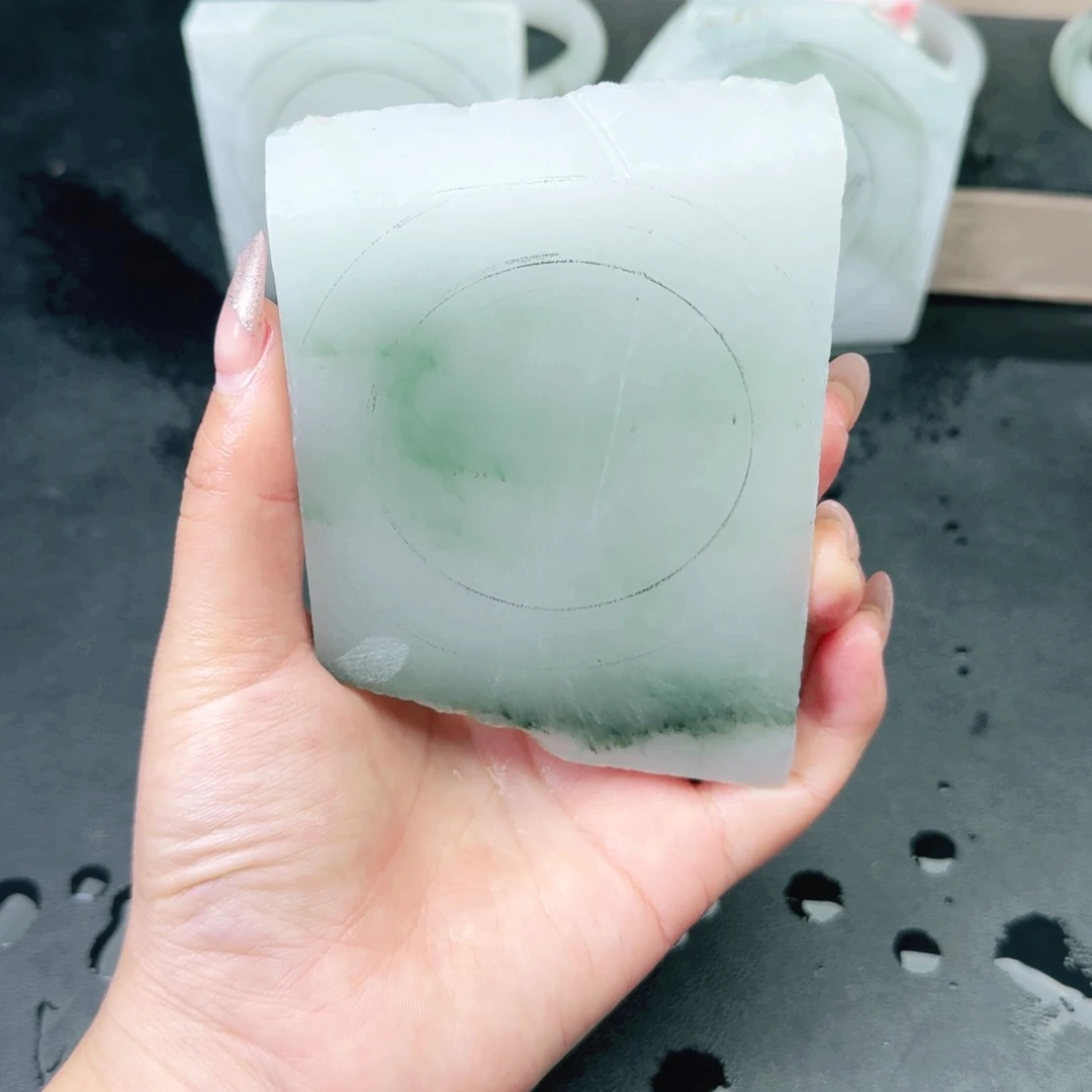 定制石英质玉星***?手镯