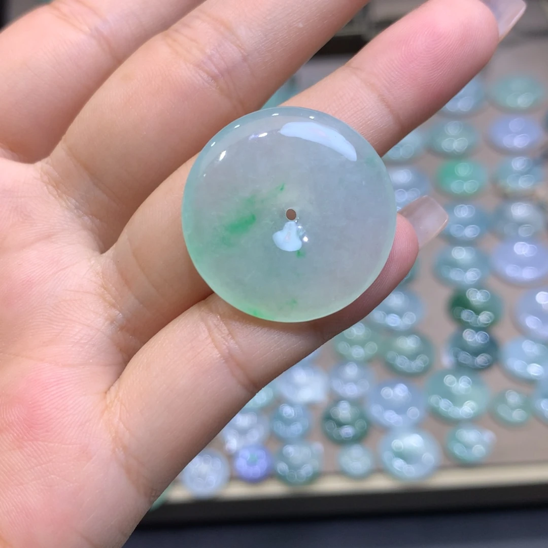 翡翠未镶嵌颈饰平安扣26.7^5.7