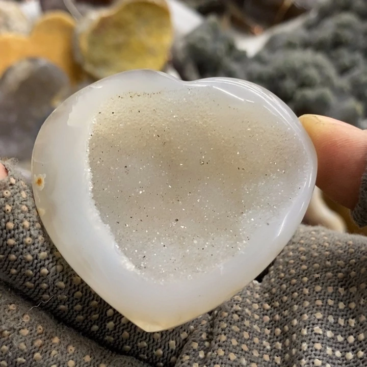 未镶嵌紫晶珠宝半成品