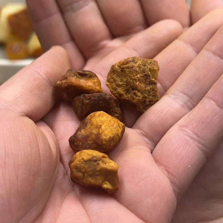 秋***定制琥珀未镶嵌蜜蜡定制老型