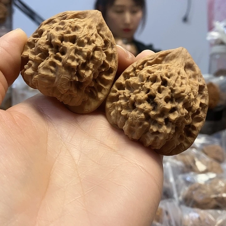 文玩核桃把件47麒麟纹官帽