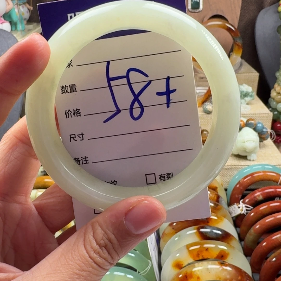 蛇纹石玉未镶嵌手镯33