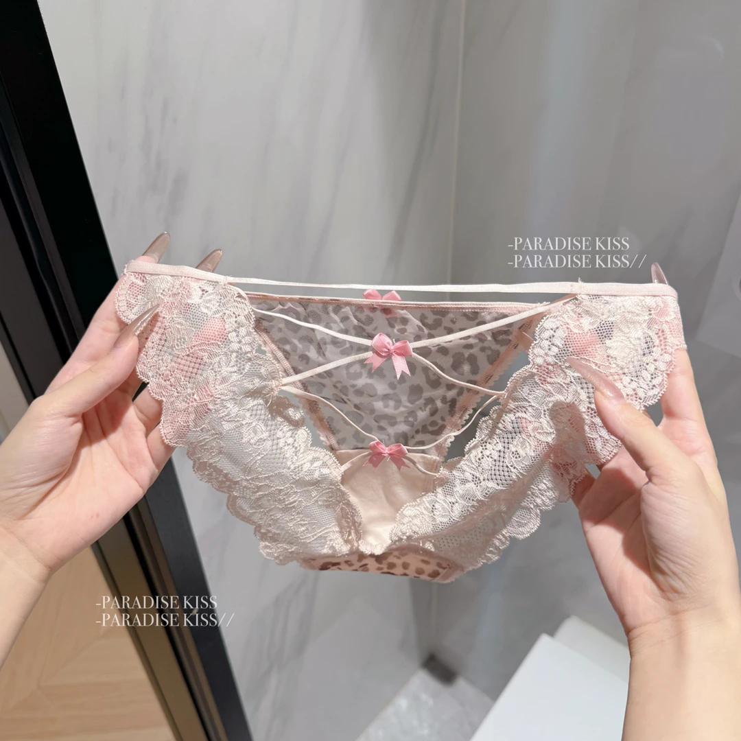 「KISS」荷尔蒙杀手~女生性感豹纹镂空纯欲蕾丝高开叉女士内裤女