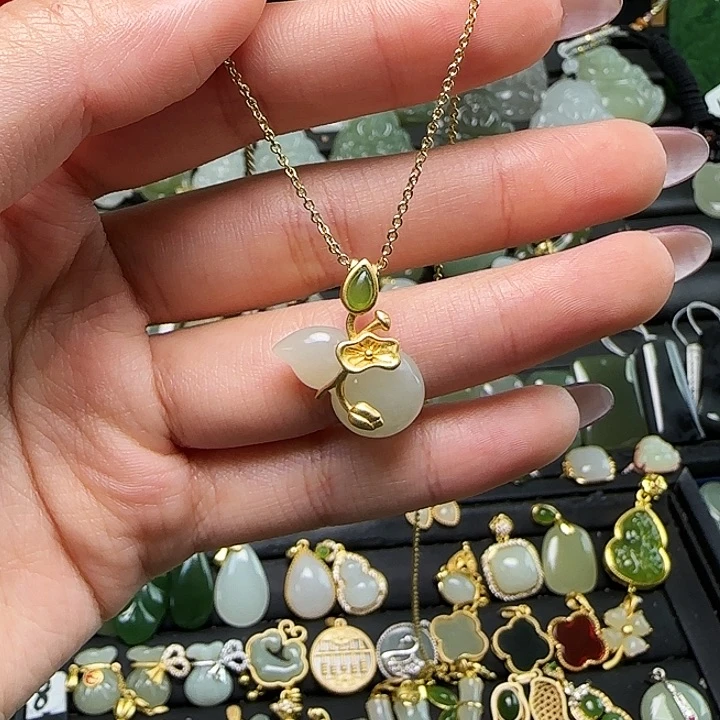 颈饰银S925镶嵌和田玉送链子送绳