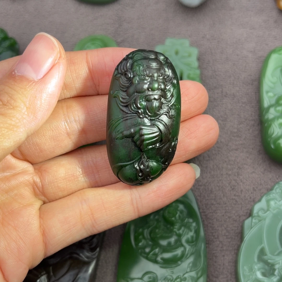 和田玉（碧玉）未镶嵌颈饰