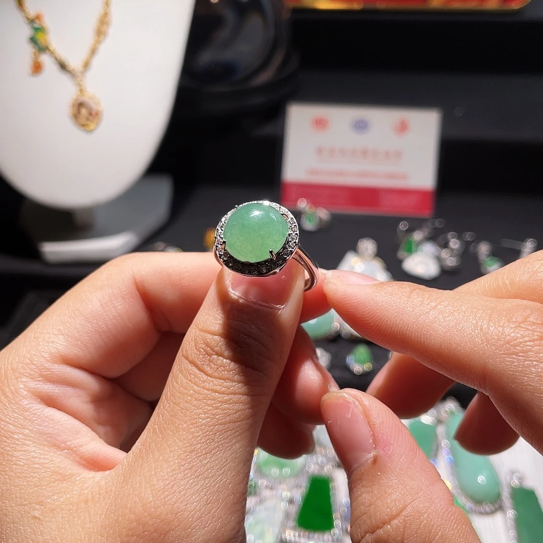 翡翠银S925镶嵌颈饰