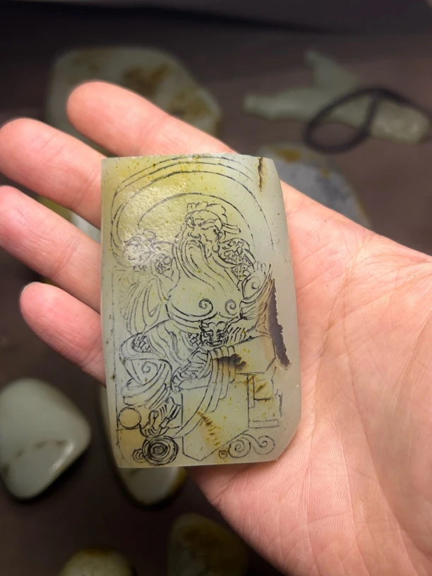 和田玉定制雕刻关公手把牌