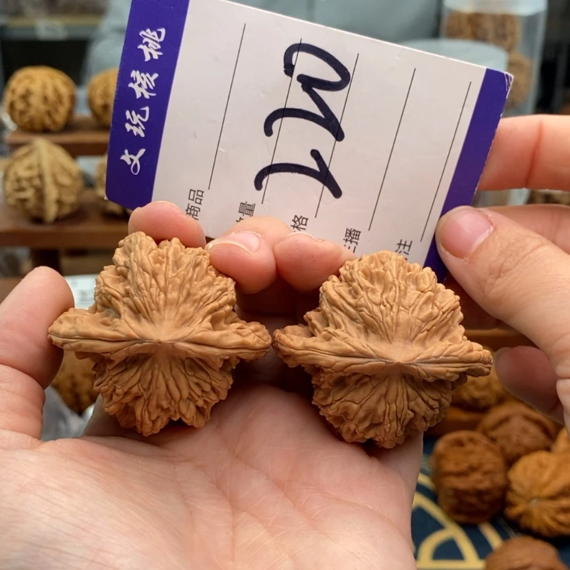 【闪购商品】文玩核桃吊坠45虎头