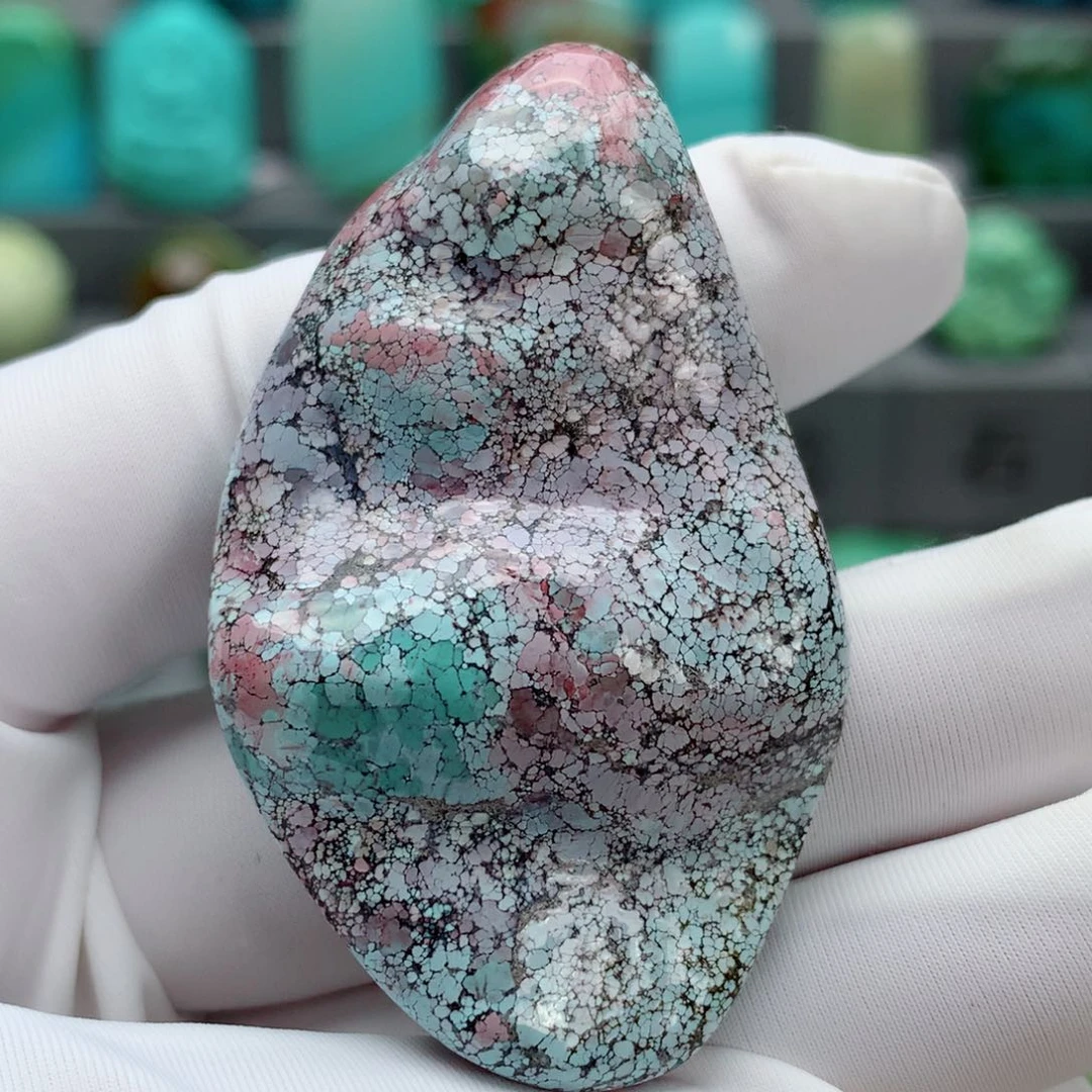 绿松石颈饰未镶嵌