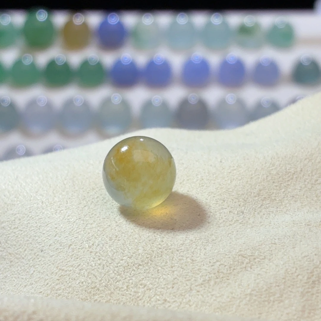 定制翡翠未镶嵌卡10.7冰黄