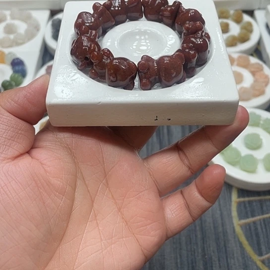 石英质玉（非洲翠）合金手串