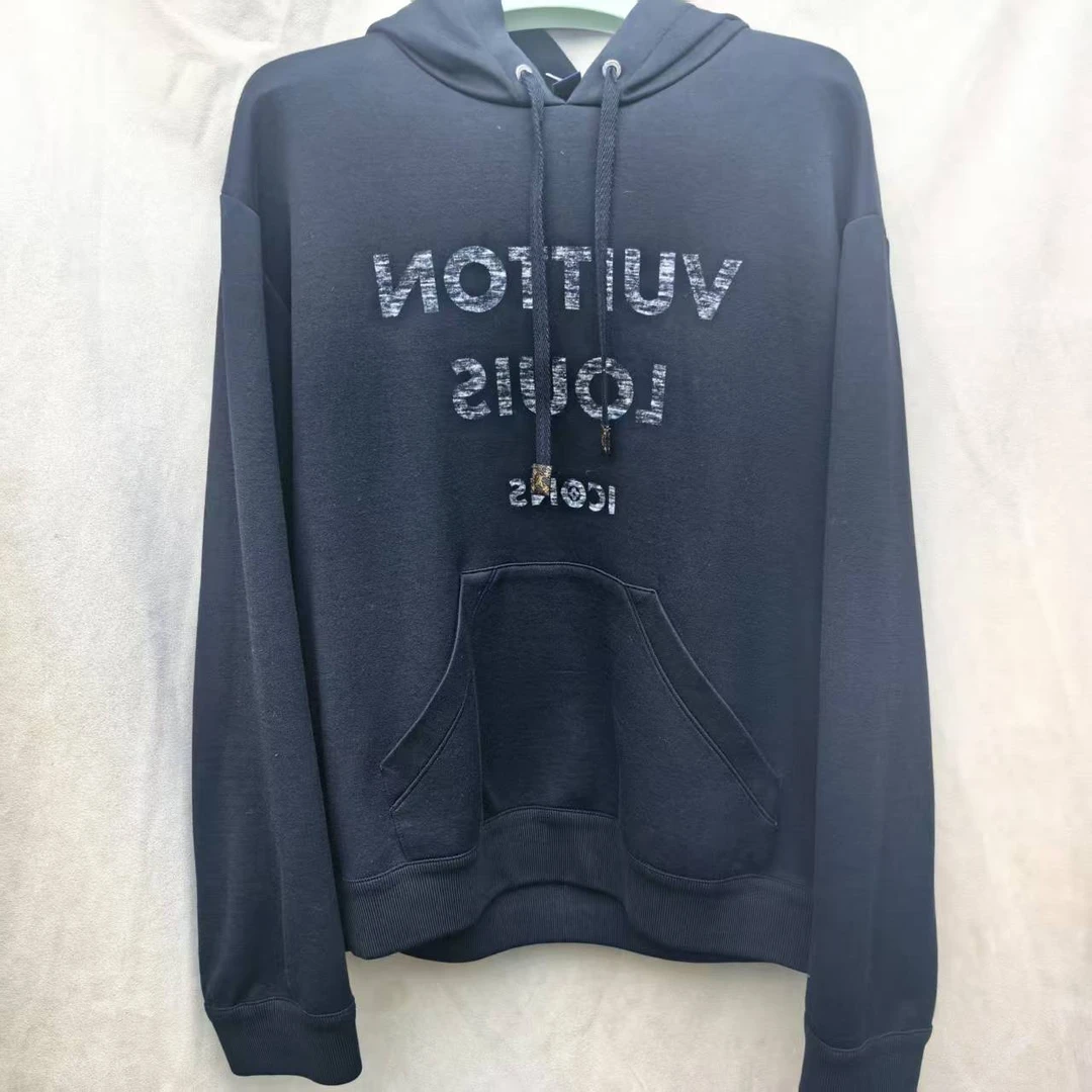 95新 LouisVuitton/路易威登 LV黑色连帽卫衣M码/70290433
