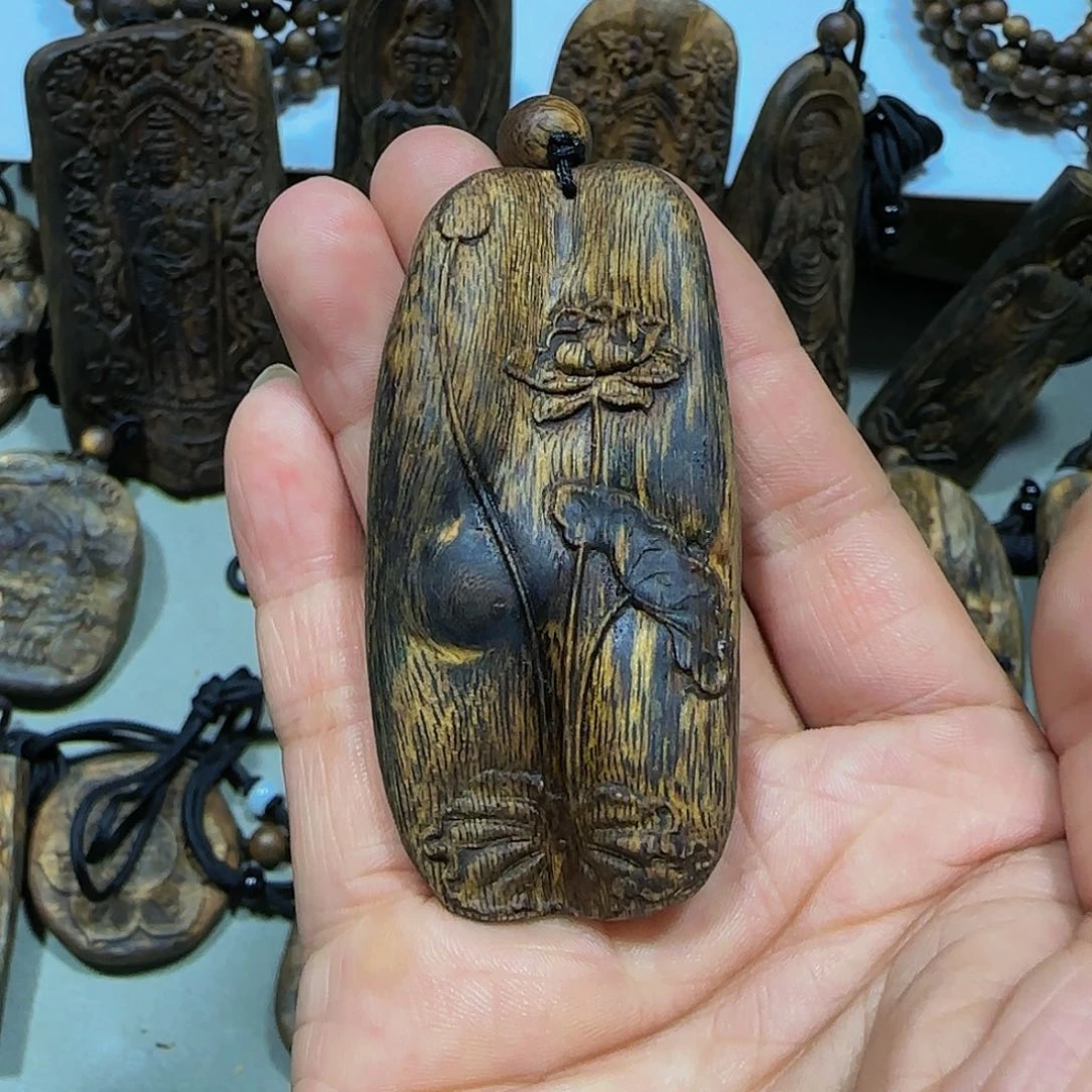 吊坠沉香淼*海南沉香奇楠红金猊荷花18克